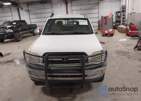2000 Toyota Tundra Sr5 V8 from USA, damaged, VIN 5TBBT4418YS016572